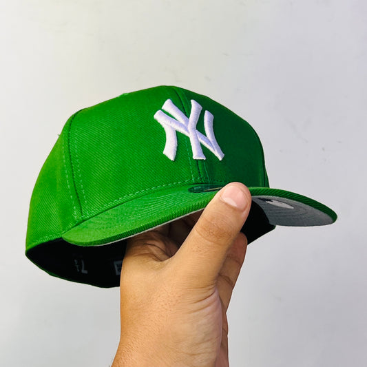 NY02 Gorra 6C New York Yankees CV Cerrada